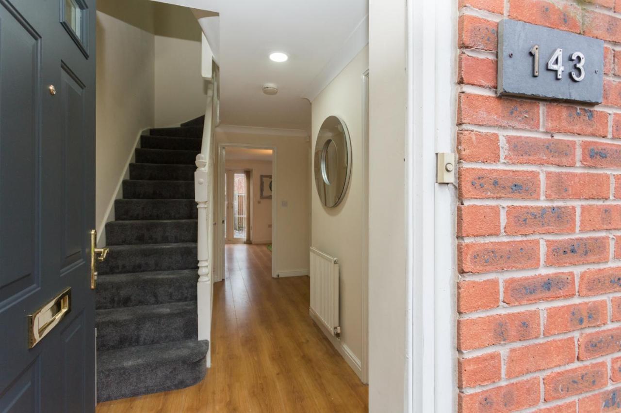 Great Park Townhouse Villa Preston  Exteriör bild