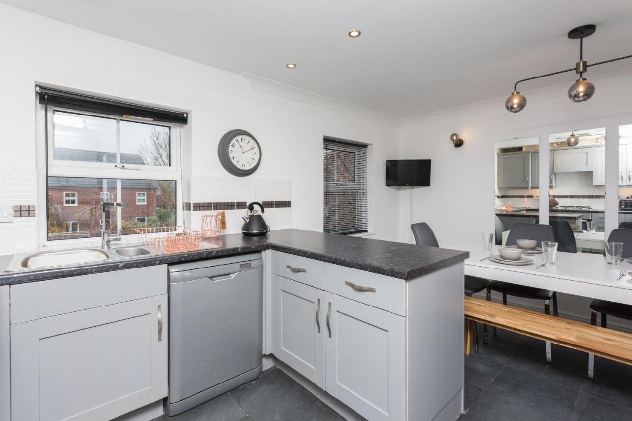 Great Park Townhouse Villa Preston  Exteriör bild